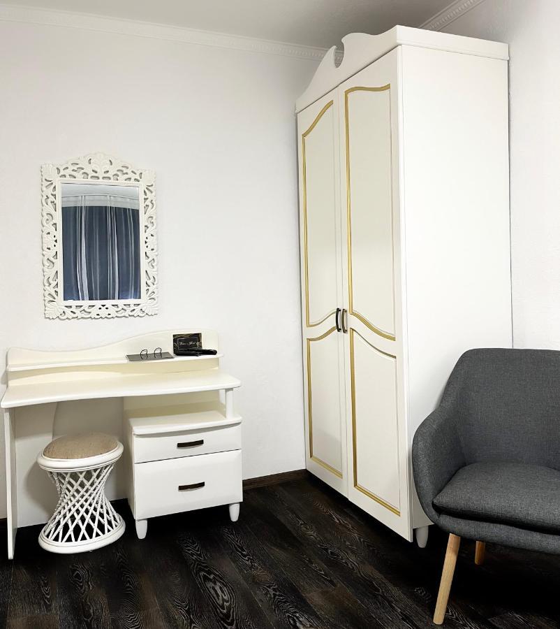 Hotel Enrico Dniepropietrowsk Zewnętrze zdjęcie