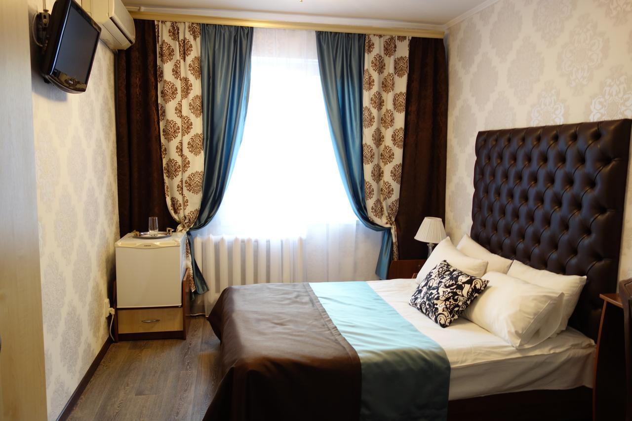 Hotel Enrico Dniepropietrowsk Zewnętrze zdjęcie